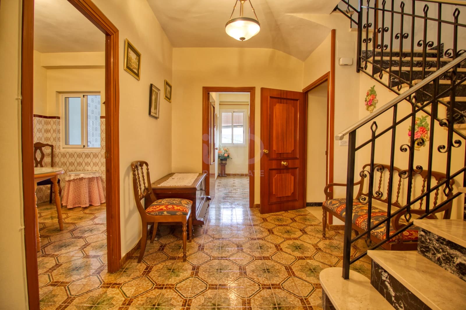 5 slaapkamer Huis te koop in Cordoba stad - € 244.000 (Ref: 9989186)