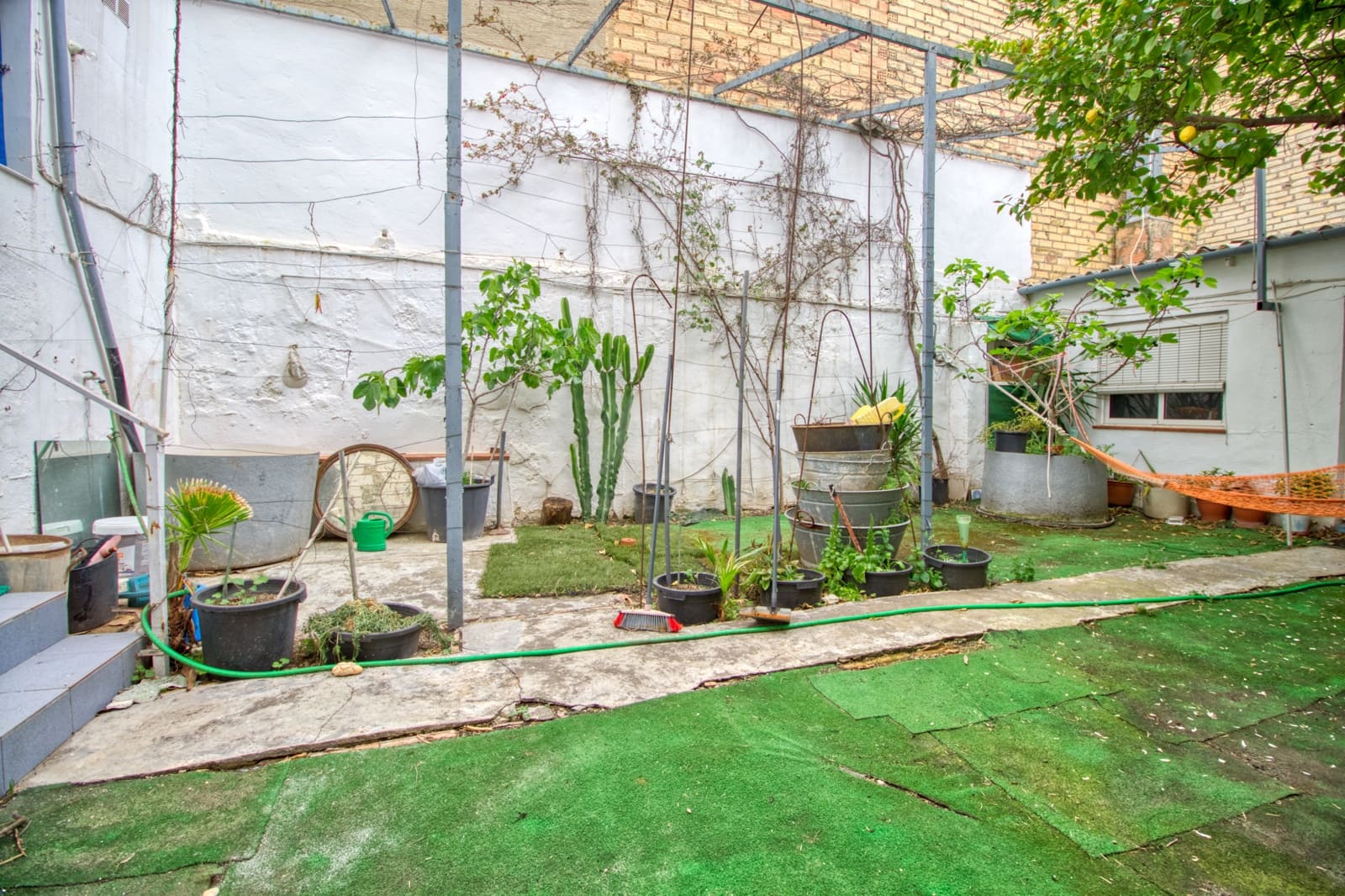5 slaapkamer Huis te koop in Cordoba stad - € 244.000 (Ref: 9989186)