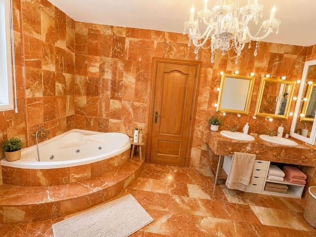 6 soverom Villa til salgs i Cehegín - € 420 000 (Ref: 9989187)