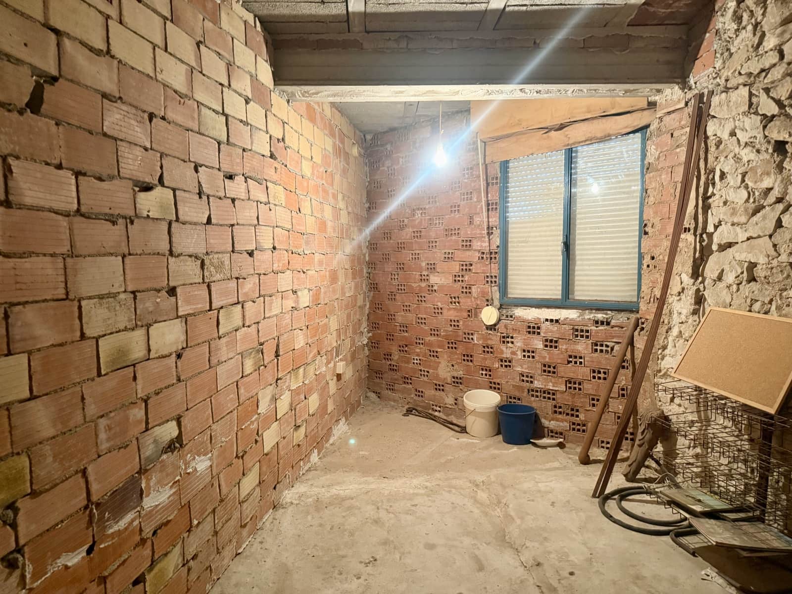 Haus zu verkaufen in Vall de Gallinera - 120.000 € (Ref: 9989189)