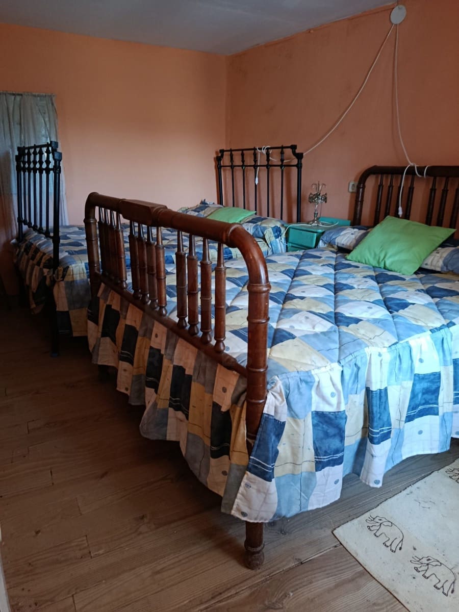 2 slaapkamer Huis te koop in Leon stad - € 35.000 (Ref: 9989190)