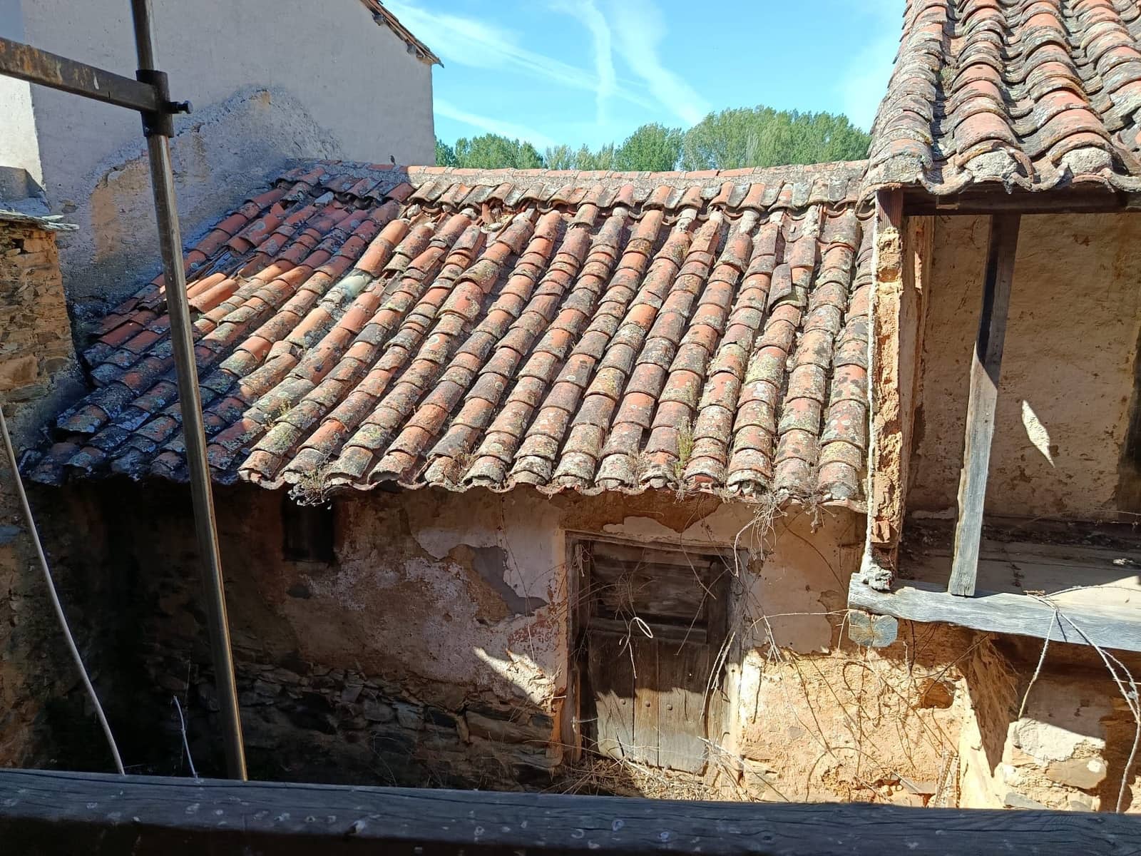 2 slaapkamer Huis te koop in Leon stad - € 35.000 (Ref: 9989190)