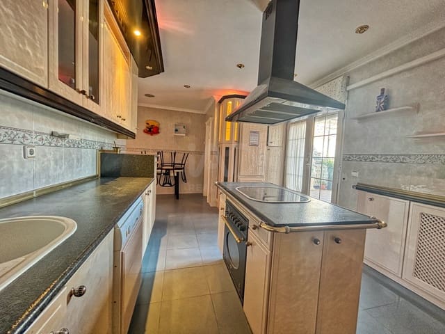 4 camera da letto Casa in vendita in Toledo città - 208.500 € (Rif: 9989193)