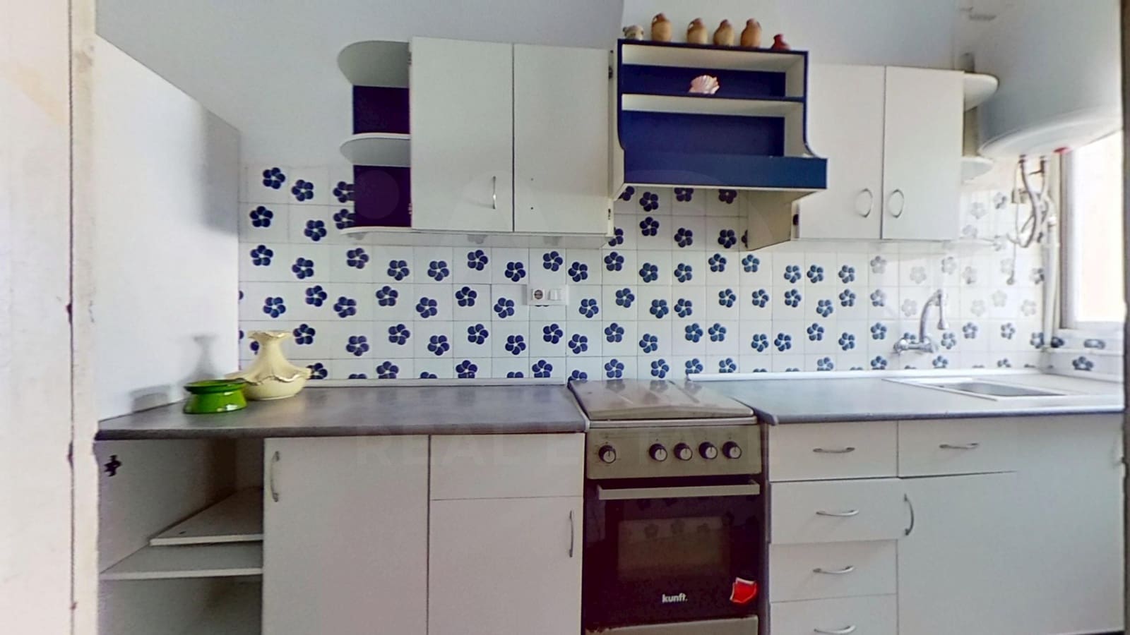 5 slaapkamer Huis te koop in Torreblanca met garage - € 125.000 (Ref: 9989195)