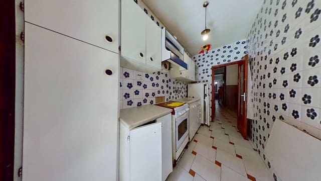 5 slaapkamer Huis te koop in Torreblanca met garage - € 125.000 (Ref: 9989195)