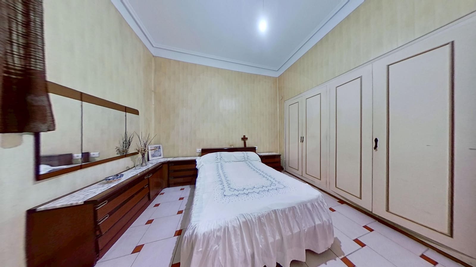 5 slaapkamer Huis te koop in Torreblanca met garage - € 125.000 (Ref: 9989195)