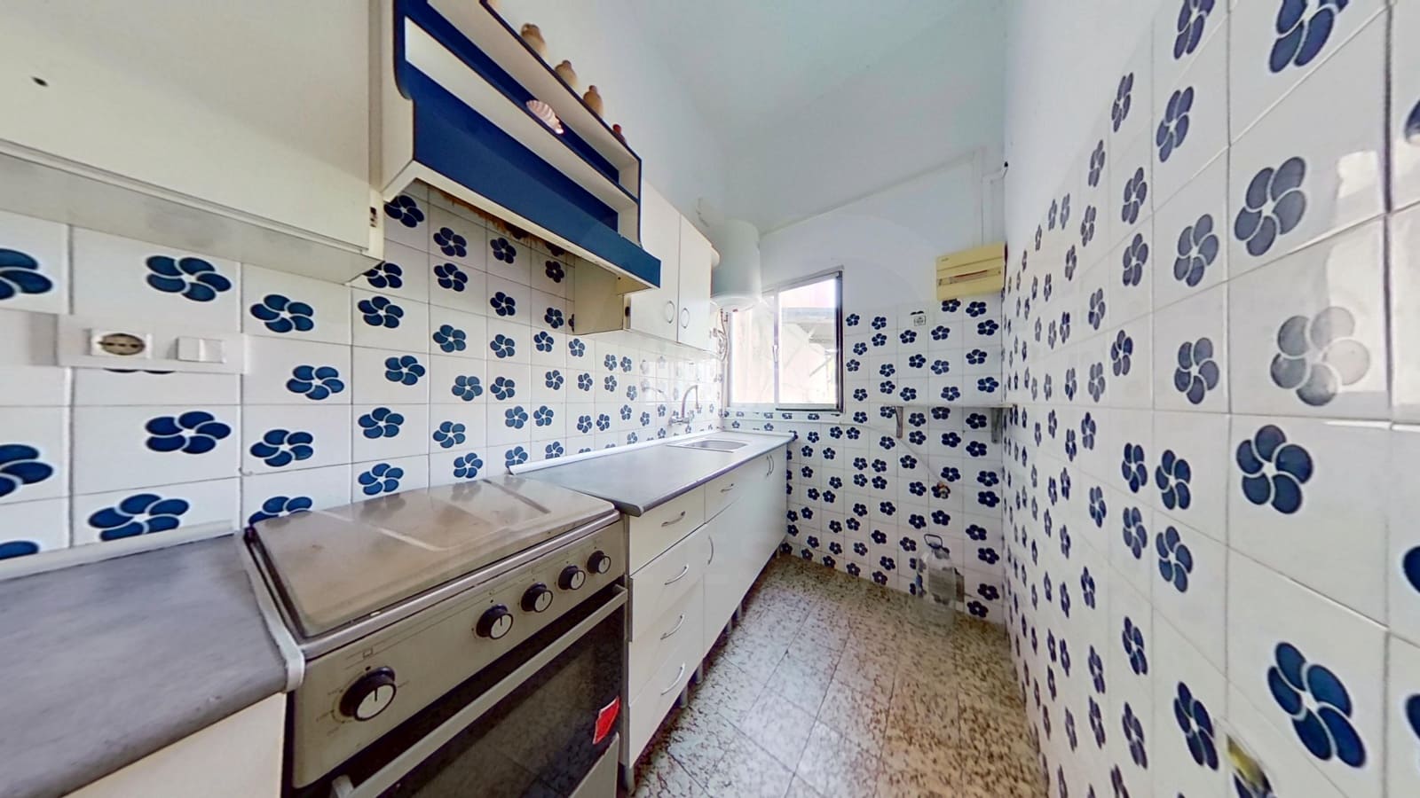 5 slaapkamer Huis te koop in Torreblanca met garage - € 125.000 (Ref: 9989195)