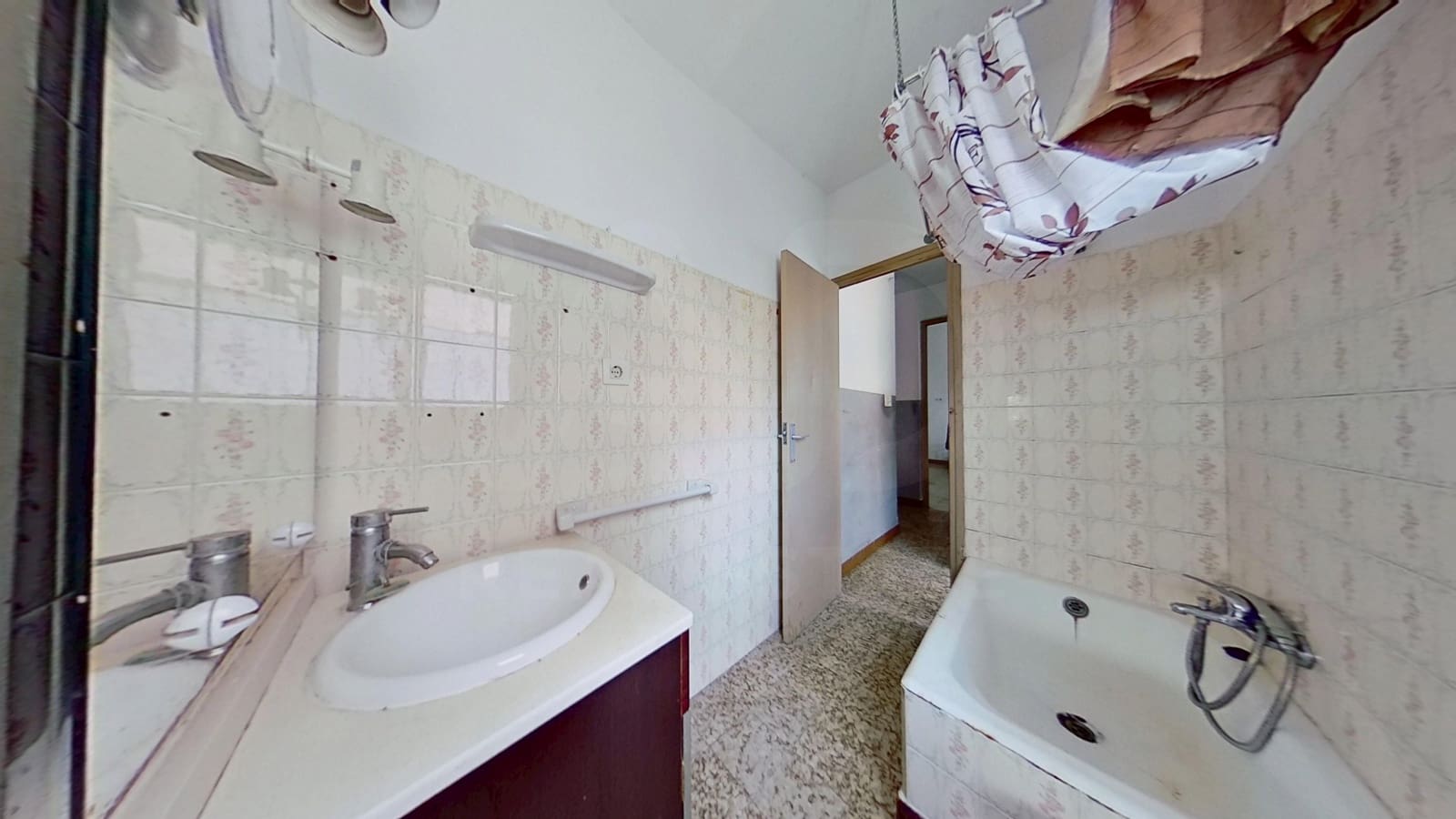 5 slaapkamer Huis te koop in Torreblanca met garage - € 125.000 (Ref: 9989195)