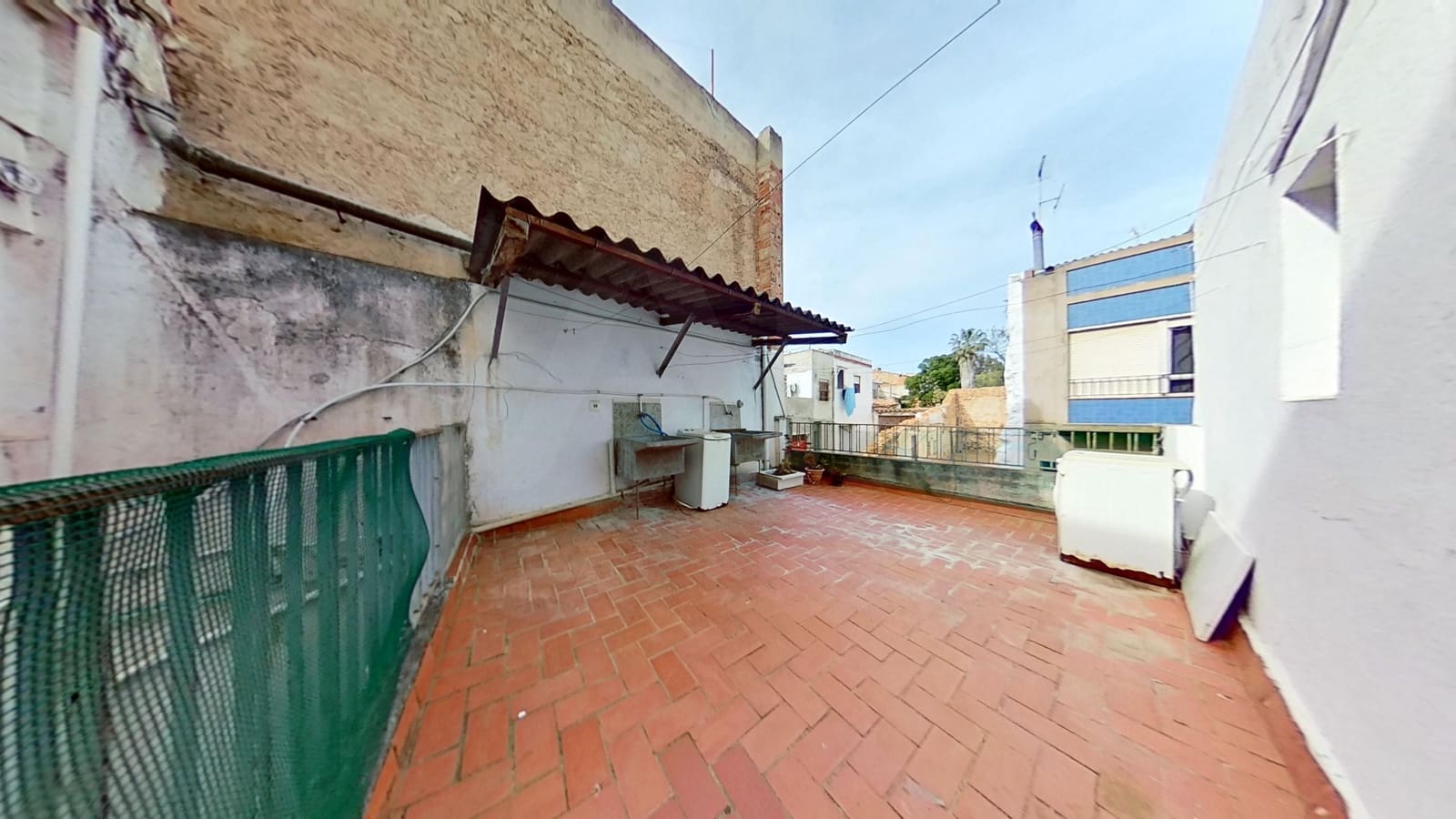 5 slaapkamer Huis te koop in Torreblanca met garage - € 125.000 (Ref: 9989195)