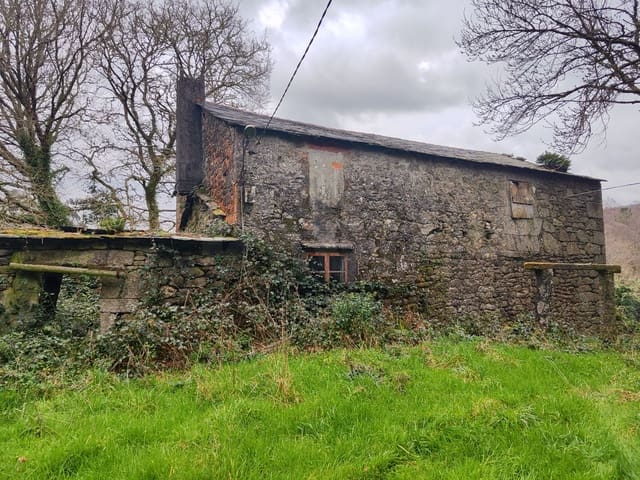 Finca/Landhuis te koop in A Capela - € 120.000 (Ref: 9989196)