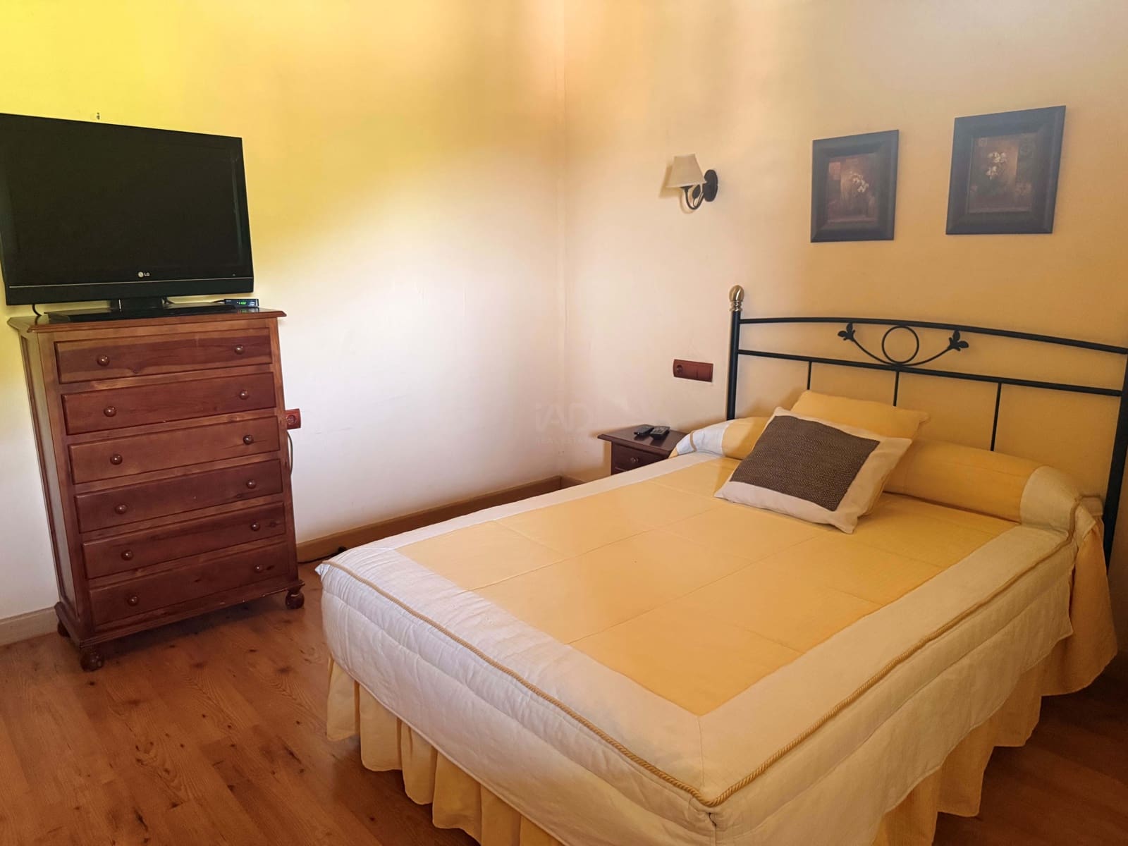 13 slaapkamer Finca/Landhuis te koop in Jaen stad met zwembad - € 640.000 (Ref: 9989198)