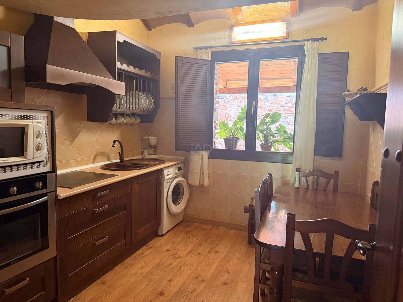 13 slaapkamer Finca/Landhuis te koop in Jaen stad met zwembad - € 640.000 (Ref: 9989198)