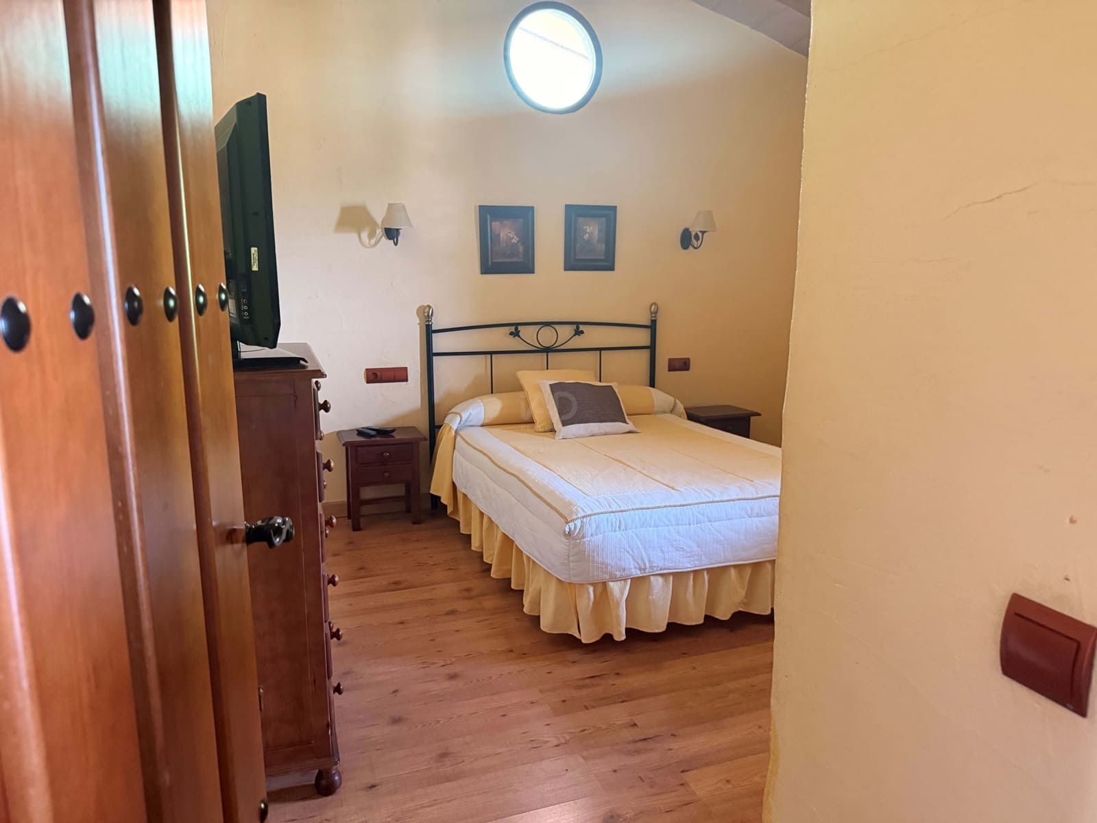 13 slaapkamer Finca/Landhuis te koop in Jaen stad met zwembad - € 640.000 (Ref: 9989198)
