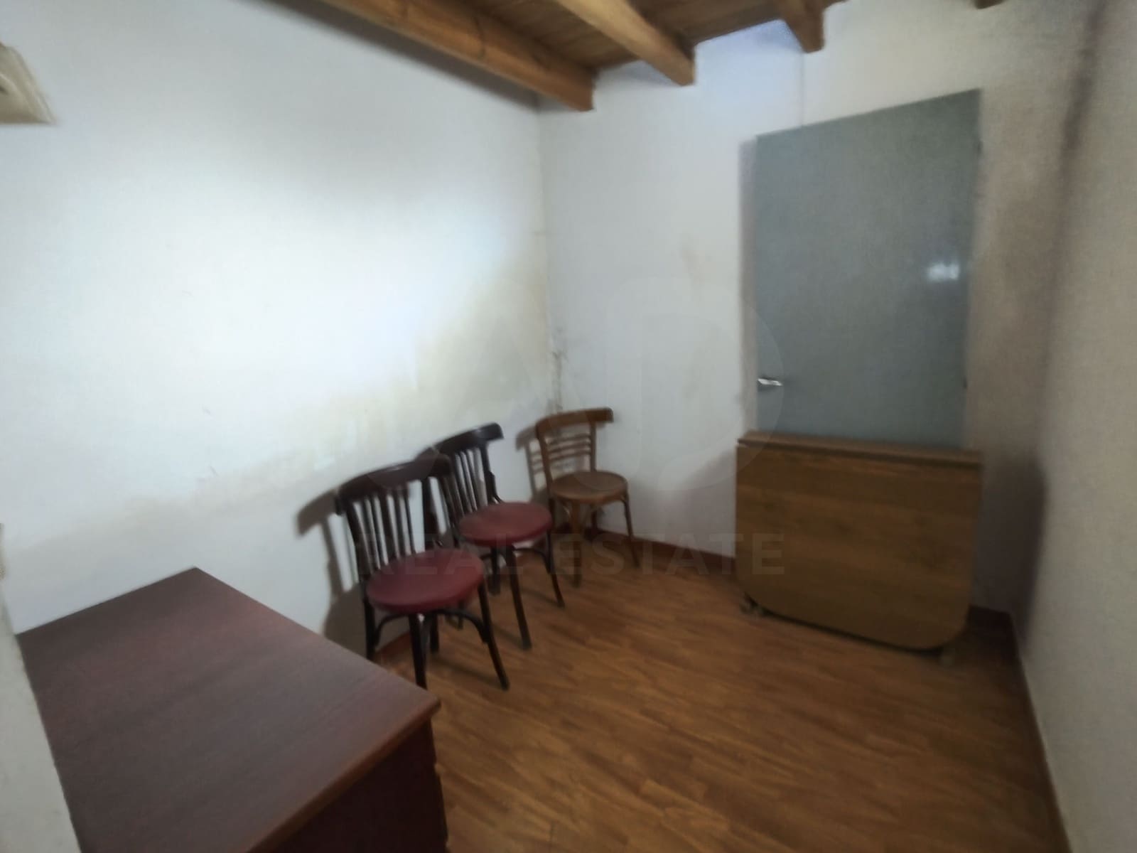 6 slaapkamer Huis te koop in Zamora stad - € 39.000 (Ref: 9989200)