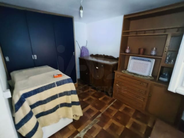6 slaapkamer Huis te koop in Zamora stad - € 39.000 (Ref: 9989200)