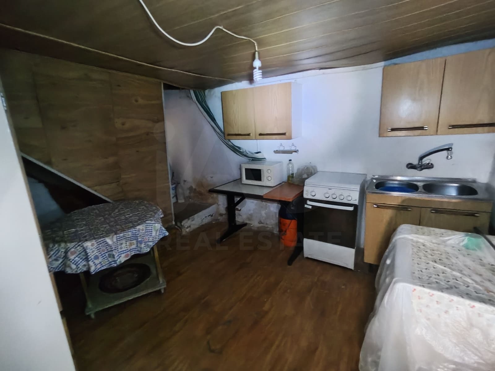 6 slaapkamer Huis te koop in Zamora stad - € 39.000 (Ref: 9989200)