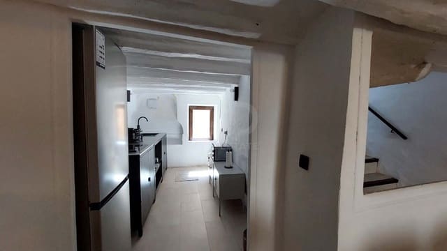 2 soverom Hus til salgs i Tarragona by med garasje - € 139 000 (Ref: 9989201)