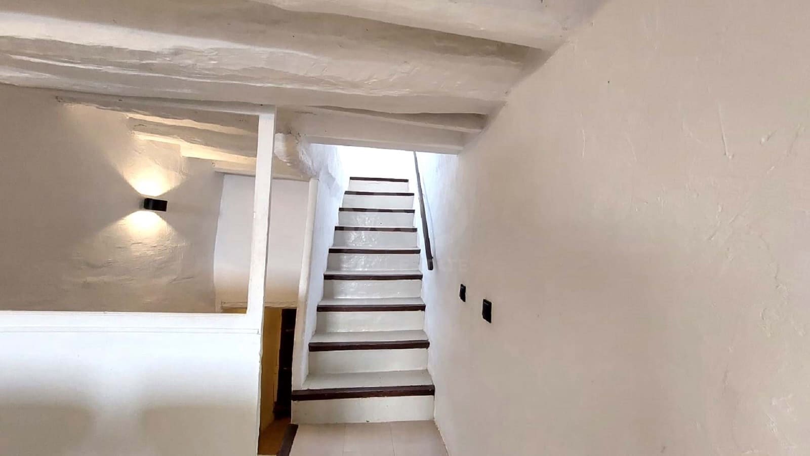 2 bedroom Townhouse for sale in Tarragona city with garage - € 139,000 (Ref: 9989201)