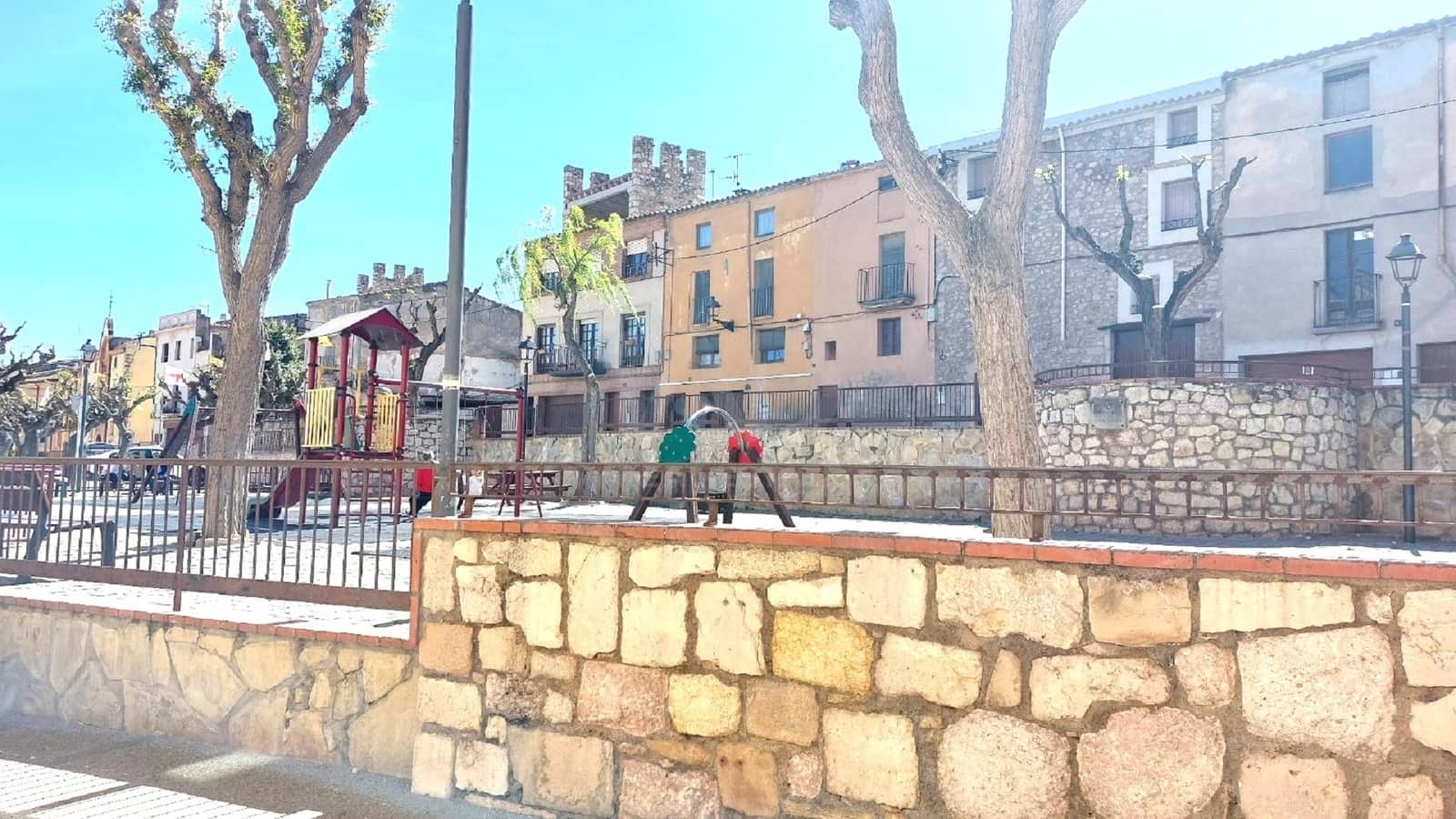 2 bedroom Townhouse for sale in Tarragona city with garage - € 139,000 (Ref: 9989201)