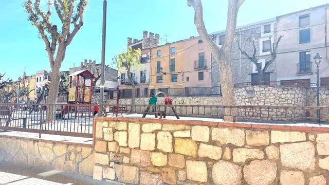 2 soverom Hus til salgs i Tarragona by med garasje - € 139 000 (Ref: 9989201)