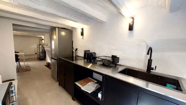 2 soverom Hus til salgs i Tarragona by med garasje - € 139 000 (Ref: 9989201)