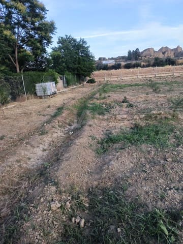 Grunde uden byggetilladelser til salg i Granada by - € 40.000 (Ref: 9989203)