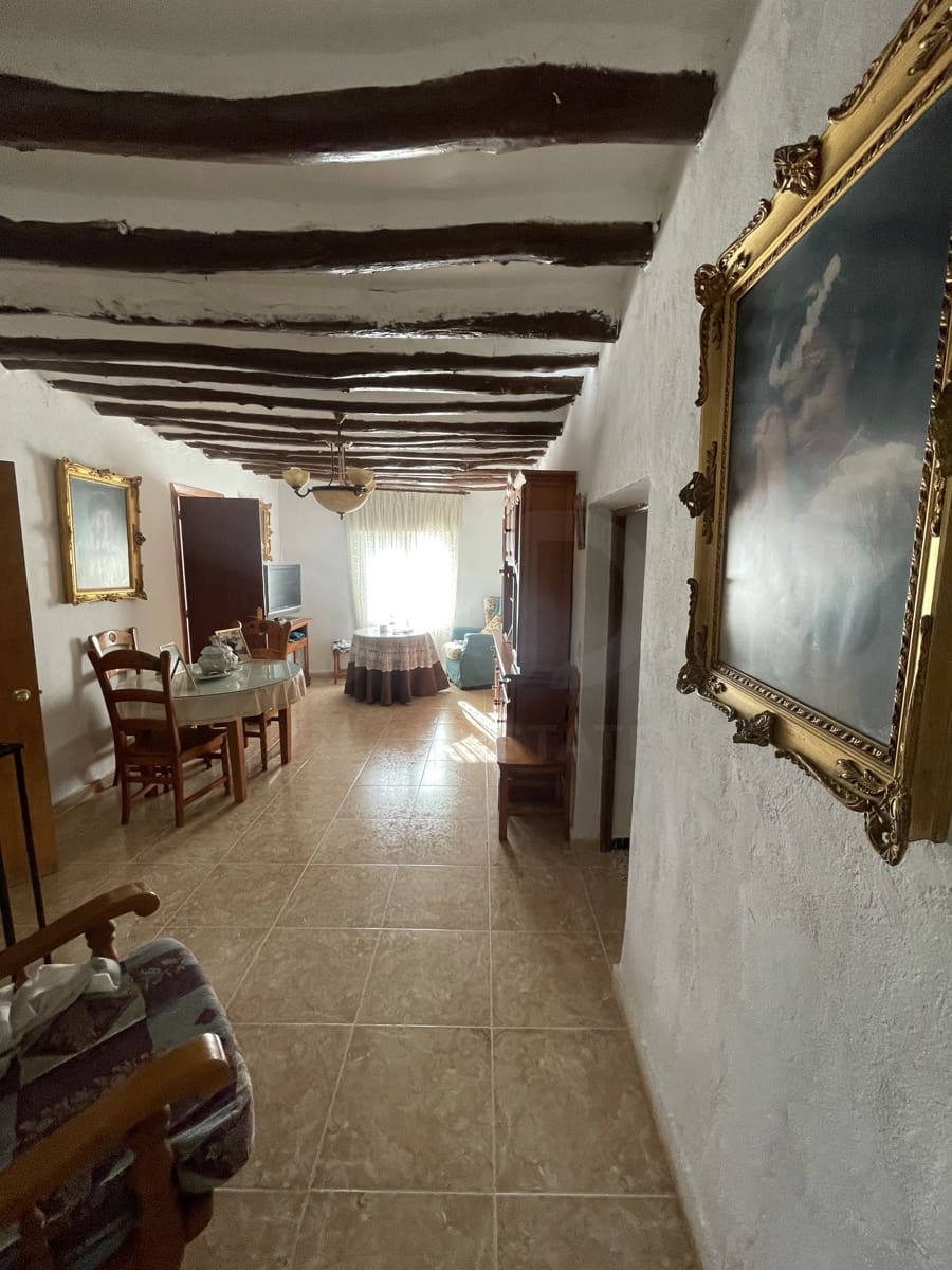 5 soveværelse Byhus til salg i Almeria by - € 80.000 (Ref: 9989208)