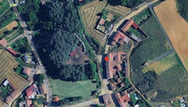 Finca/Herregård til salgs i Leon by - € 40 000 (Ref: 9989210)