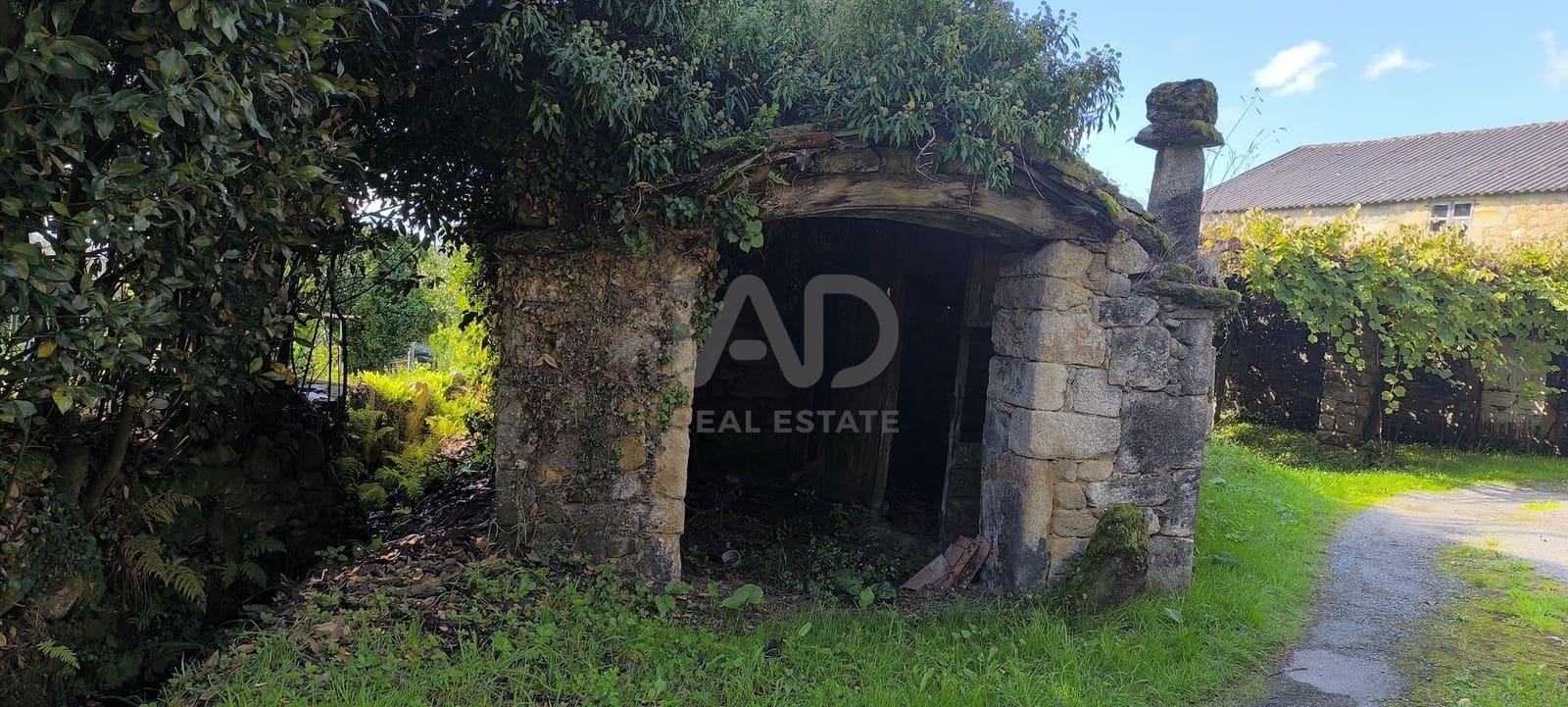 Quinta/Casa Rural para venda em Vilarmaior - 99 900 € (Ref: 9989211)