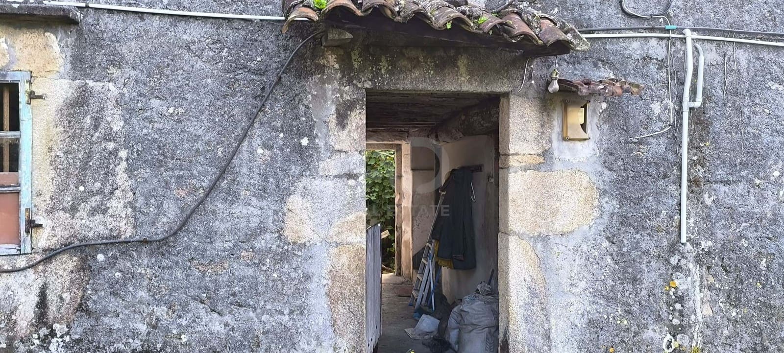 Quinta/Casa Rural para venda em Vilarmaior - 99 900 € (Ref: 9989211)