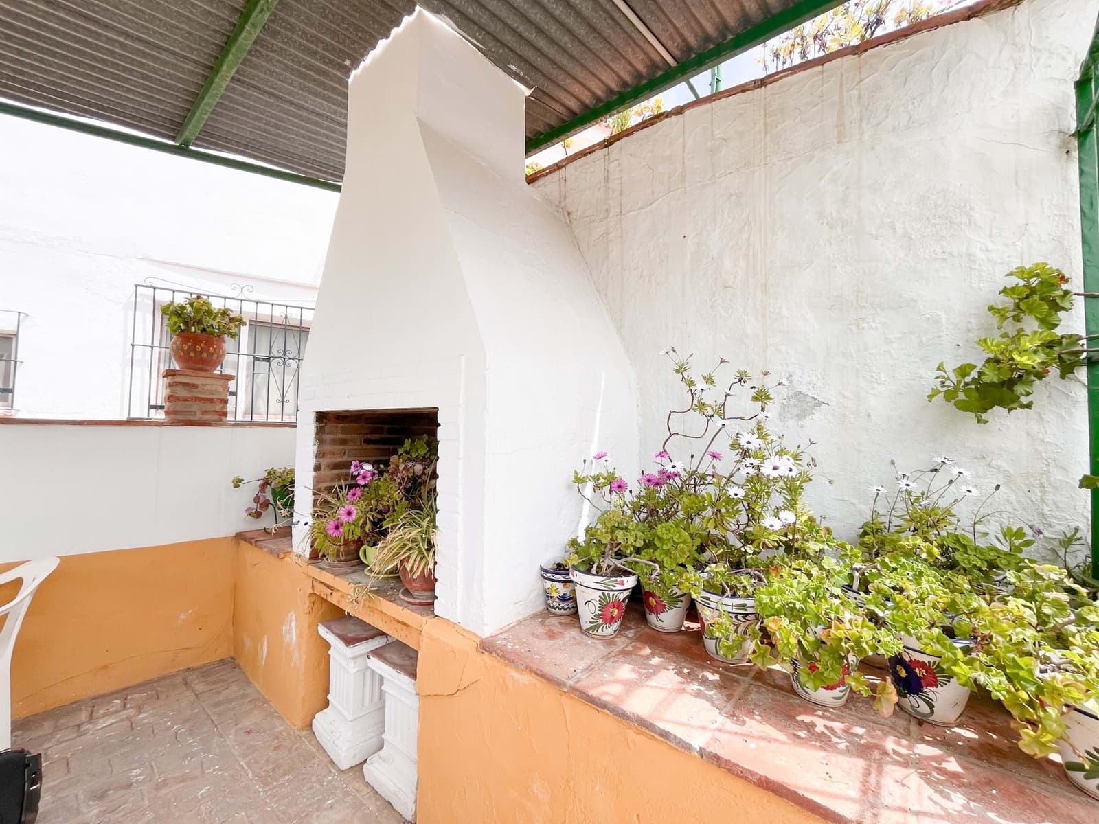 8 bedroom Finca/Country House for sale in Casabermeja with pool garage - € 542,000 (Ref: 9989212)