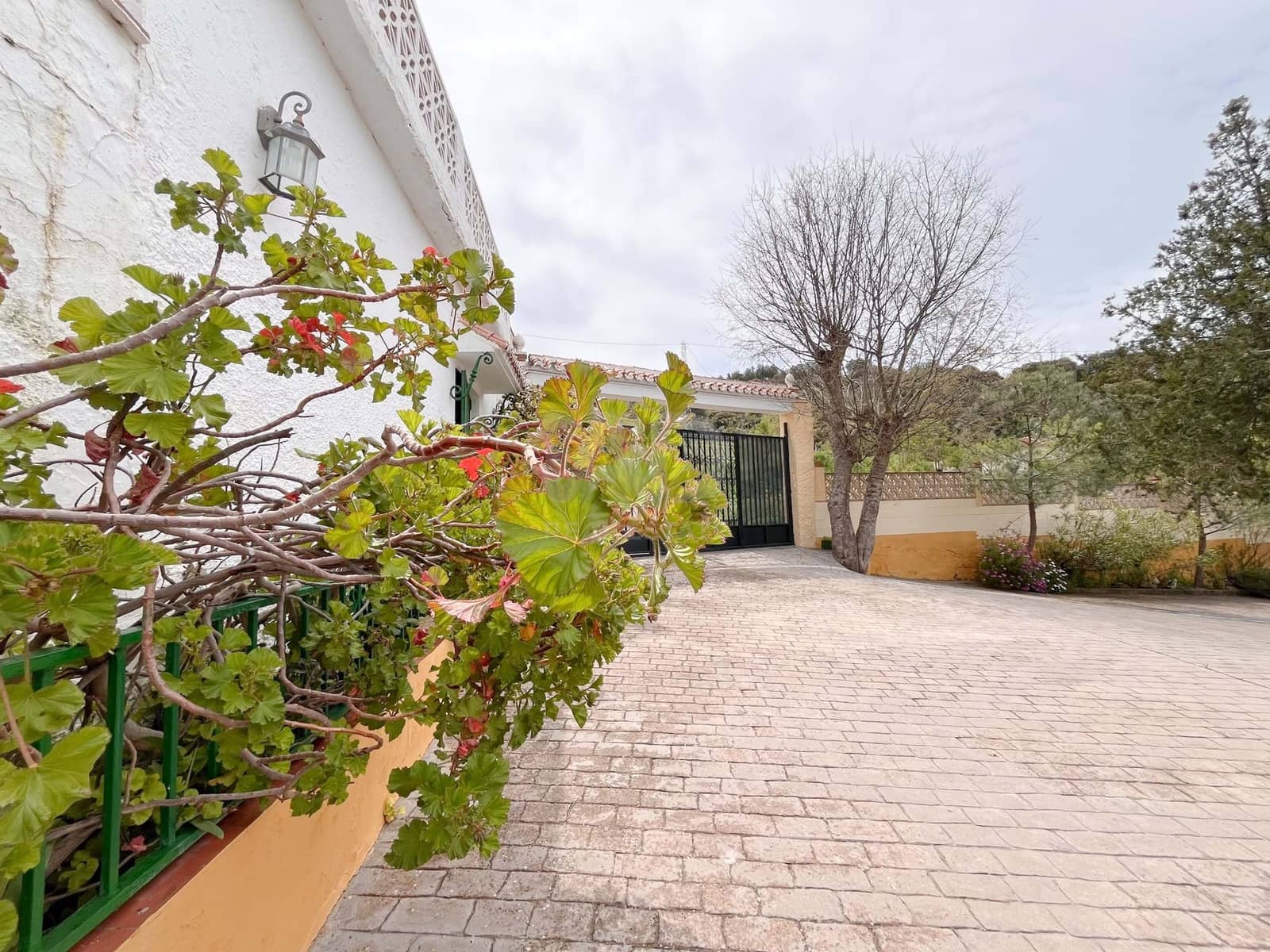 8 bedroom Finca/Country House for sale in Casabermeja with pool garage - € 542,000 (Ref: 9989212)