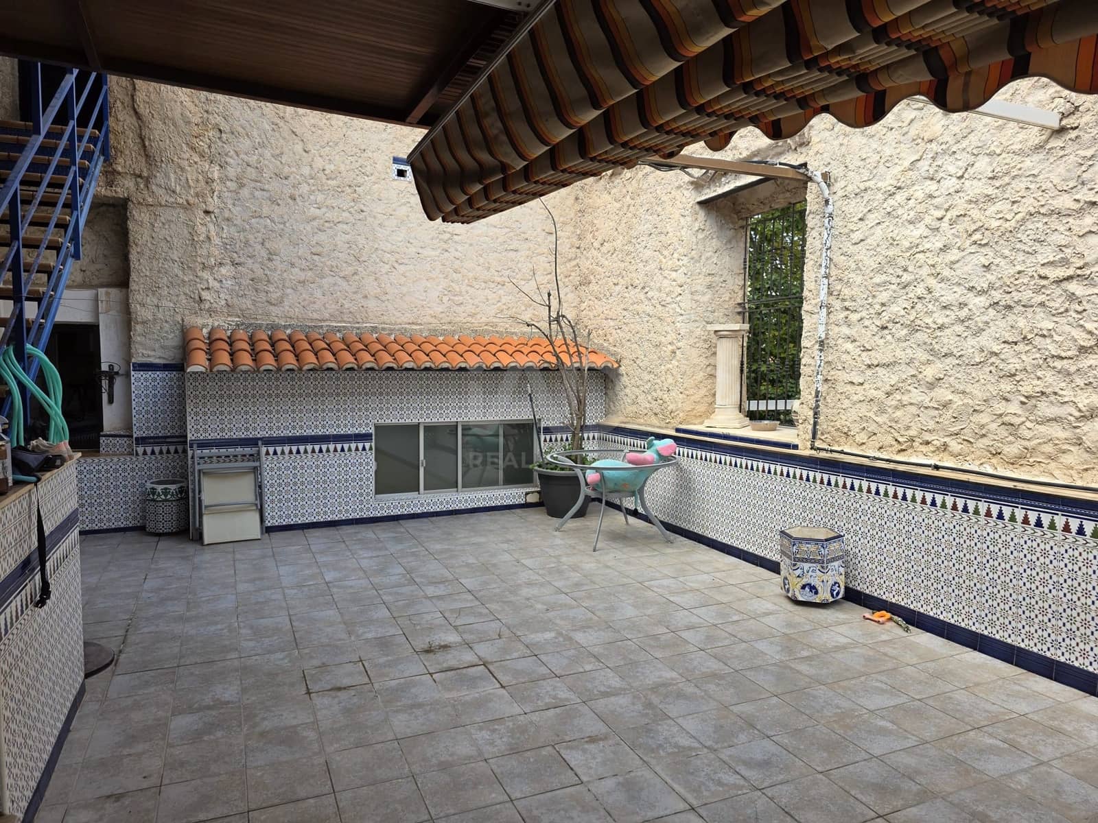 13 bedroom Villa for sale in Calasparra - € 550,000 (Ref: 9989214)