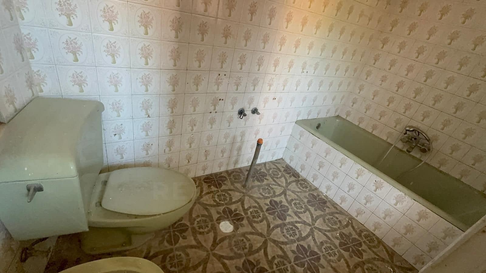 3 Zimmer Haus zu verkaufen in Leon Stadt - 59.000 € (Ref: 9989219)