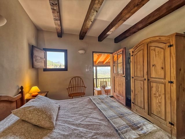 9 quarto Quinta/Casa Rural para venda em Teruel cidade - 450 000 € (Ref: 9989220)