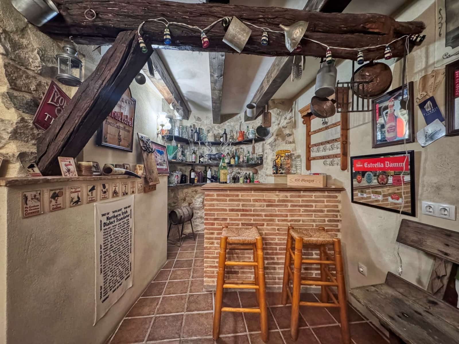 9 chambre Finca/Maison de Campagne à vendre à Teruel ville - 450 000 € (Ref: 9989220)