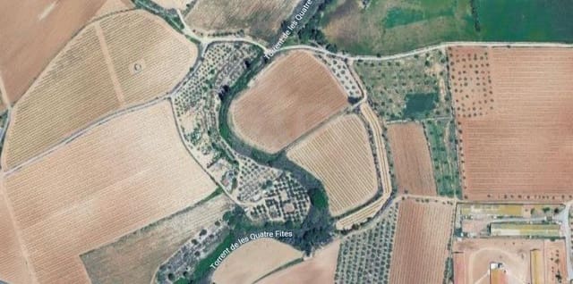 Ubebygd land til salgs i Tarragona by - € 105 000 (Ref: 9989221)