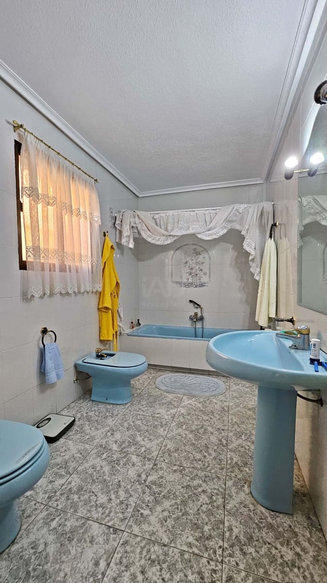5 slaapkamer Villa te koop in Dona Ines - € 159.000 (Ref: 9989225)