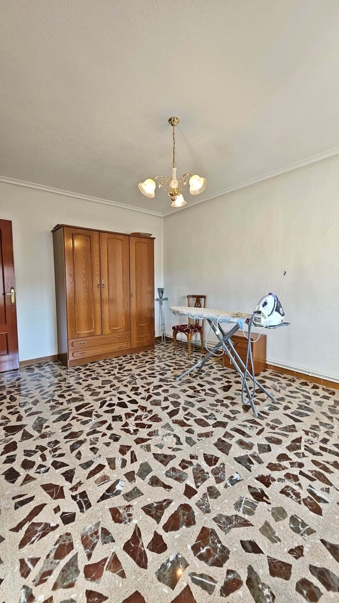 5 slaapkamer Villa te koop in Dona Ines - € 159.000 (Ref: 9989225)