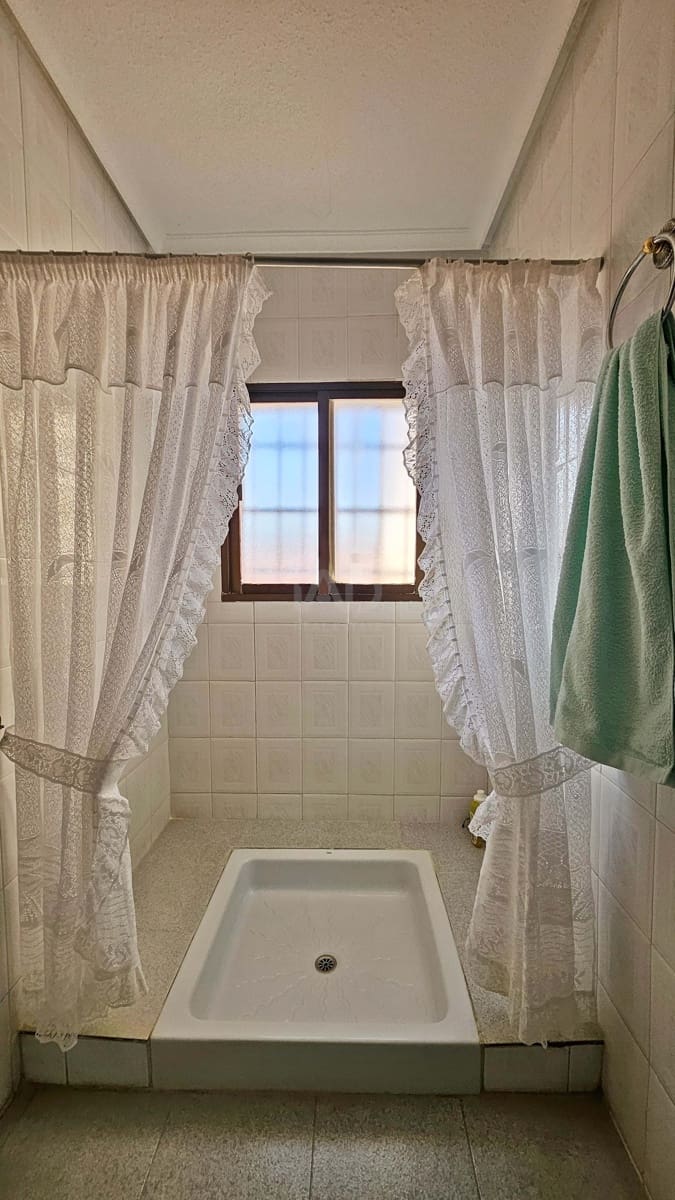 5 slaapkamer Villa te koop in Dona Ines - € 159.000 (Ref: 9989225)