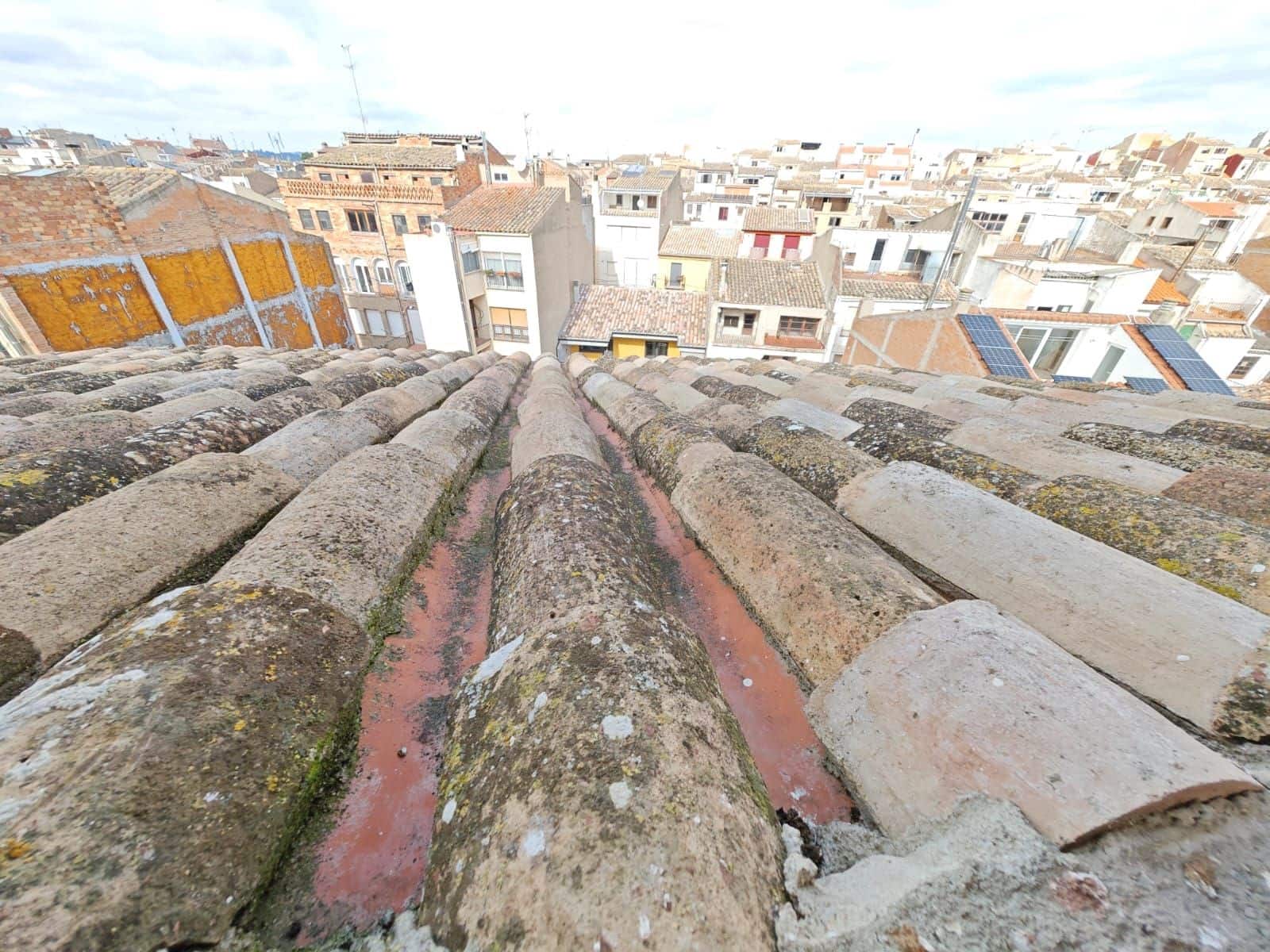 Hus till salu i L'Espluga de Francoli - 250 000 € (Ref: 9989230)