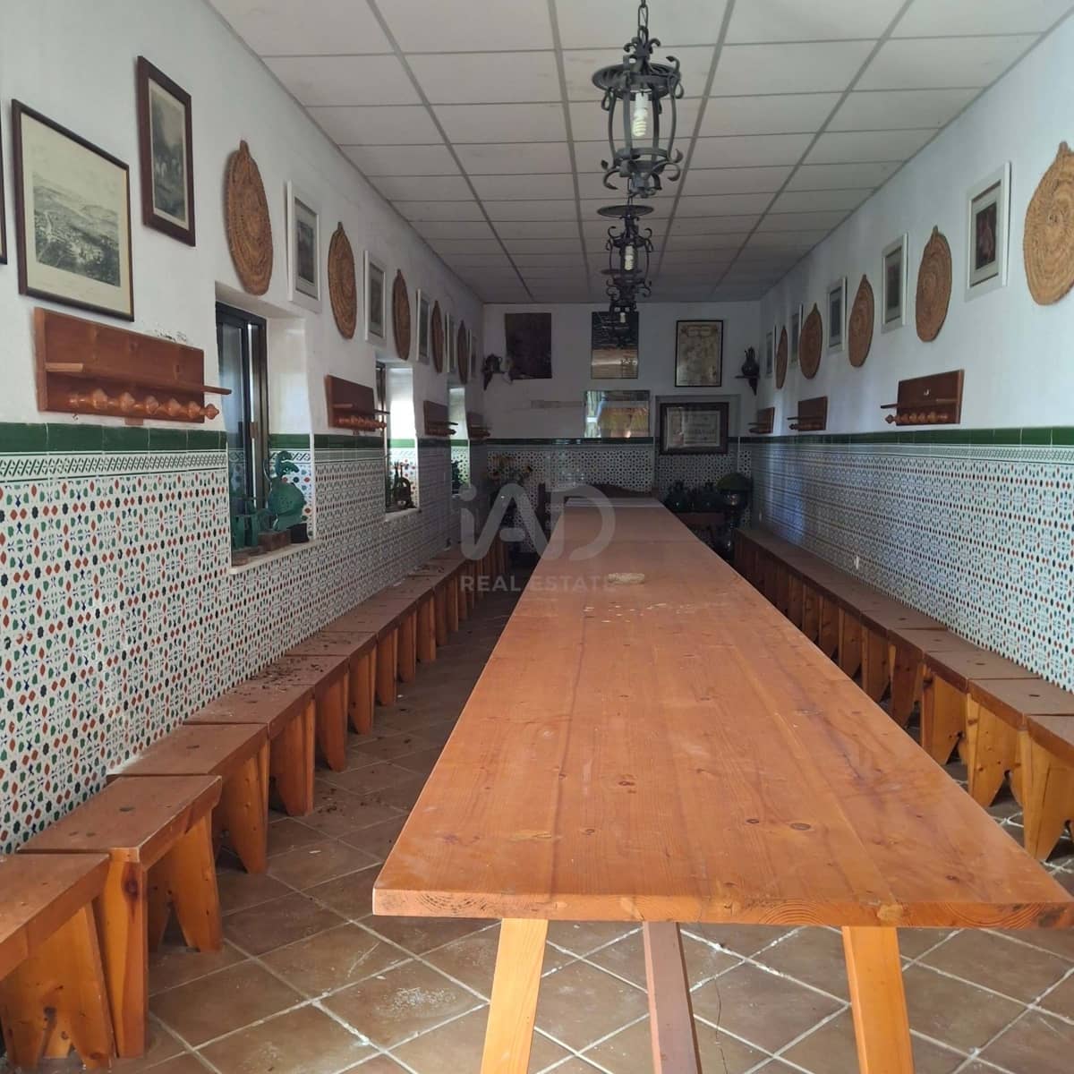Gewerbe zu verkaufen in Cadiz Stadt - 1.229.000 € (Ref: 9989234)