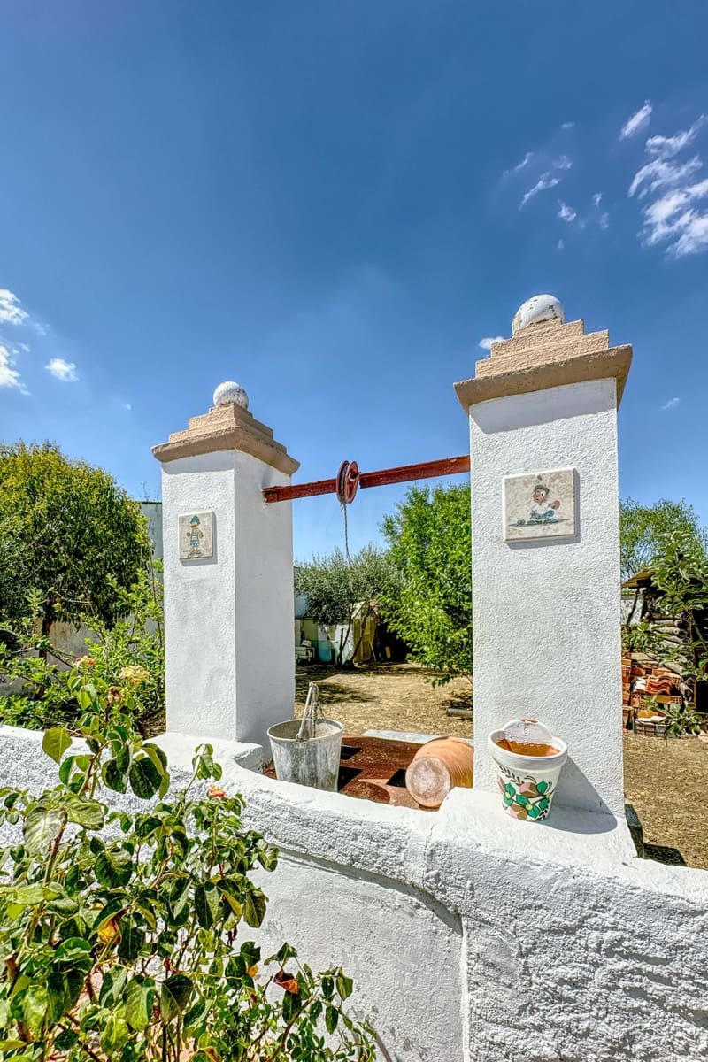 3 Zimmer Haus zu verkaufen in Badajoz Stadt mit Pool Garage - 180.500 € (Ref: 9989236)