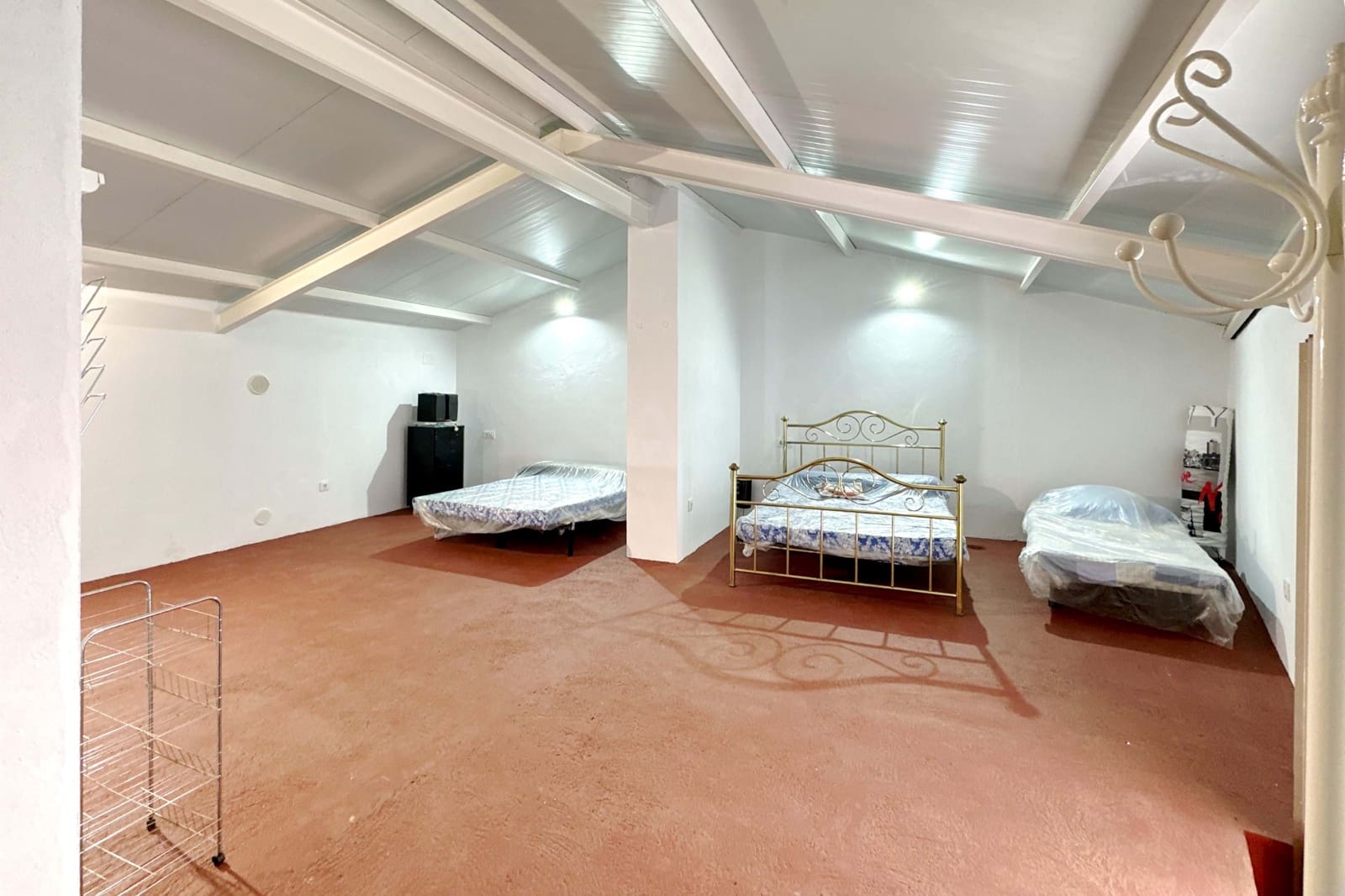 3 Zimmer Haus zu verkaufen in Badajoz Stadt mit Pool Garage - 180.500 € (Ref: 9989236)