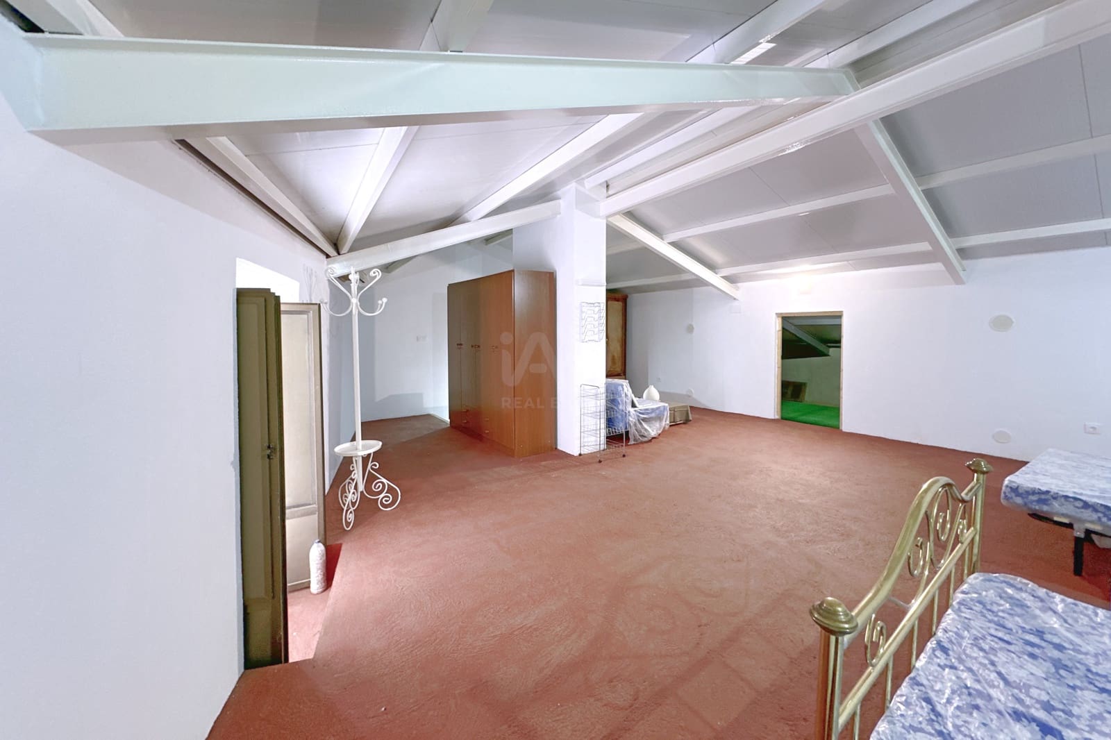 3 Zimmer Haus zu verkaufen in Badajoz Stadt mit Pool Garage - 180.500 € (Ref: 9989236)