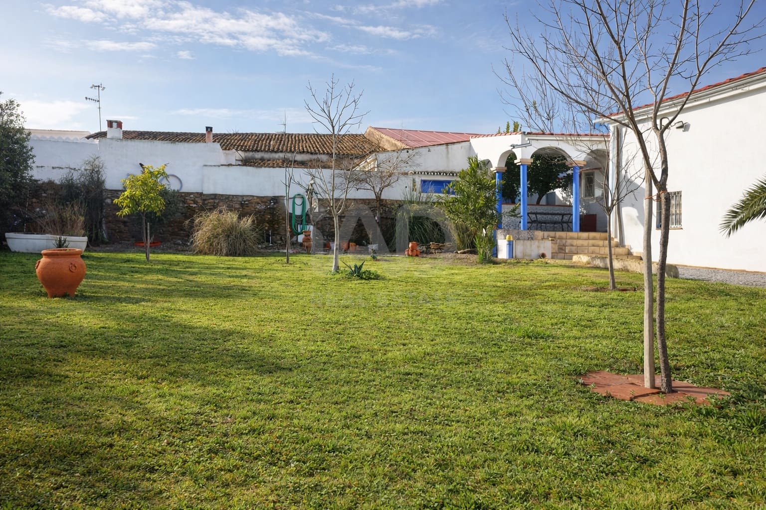 3 Zimmer Haus zu verkaufen in Badajoz Stadt mit Pool Garage - 180.500 € (Ref: 9989236)
