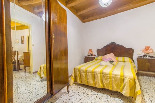 4 soverom Hus til salgs i Huelva by - € 180 000 (Ref: 9989240)