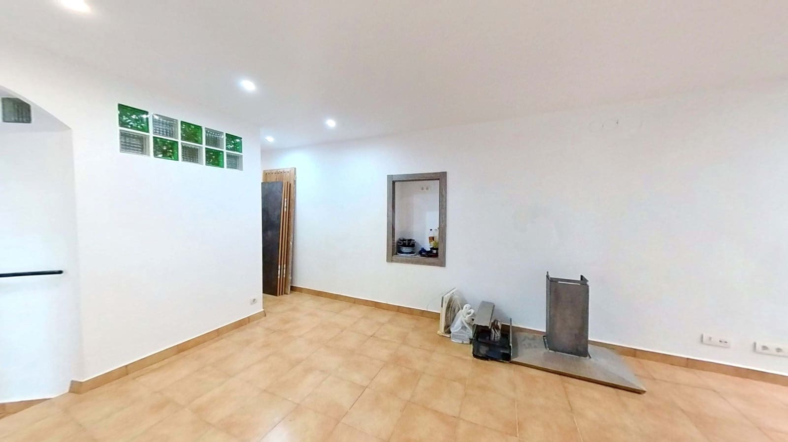 Casa de 3 habitaciones en San José de la Rábita en venta - 96.000 € (Ref: 9989241)