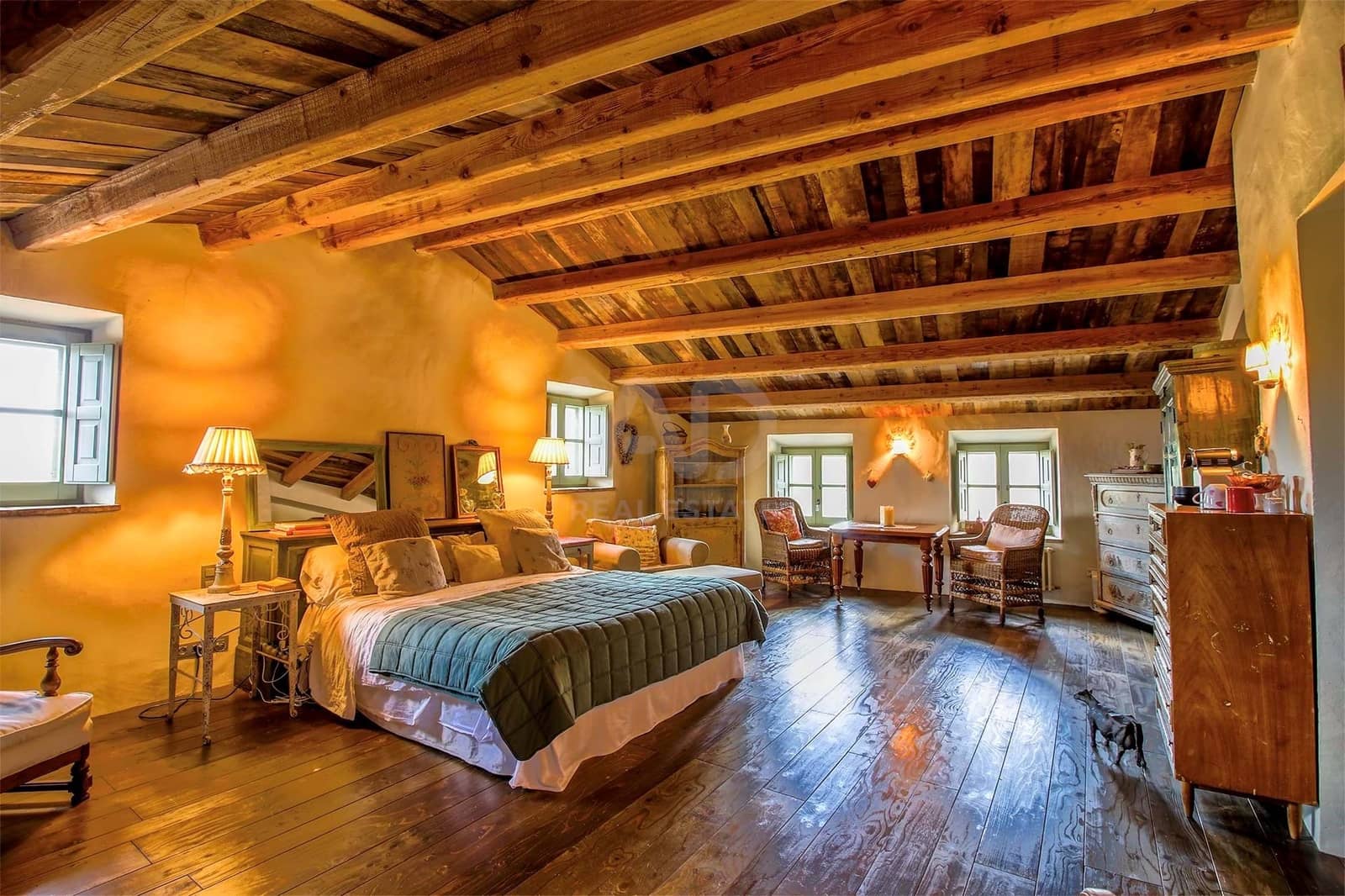 9 soveværelse Finca/Landehus til salg i Girona by med swimmingpool garage - € 1.900.000 (Ref: 9989242)