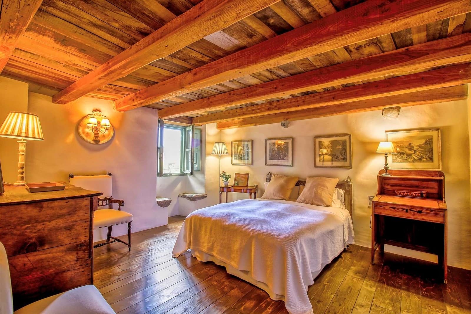9 soveværelse Finca/Landehus til salg i Girona by med swimmingpool garage - € 1.900.000 (Ref: 9989242)